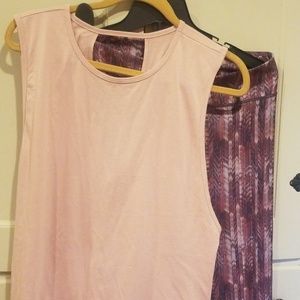 Fabletics outfit               MAKE OFFERS!!